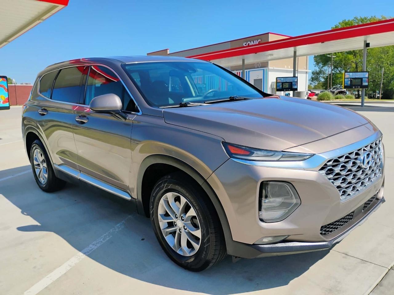 Hyundai Santa Fe SEL 2.4L Auto FWD 2019