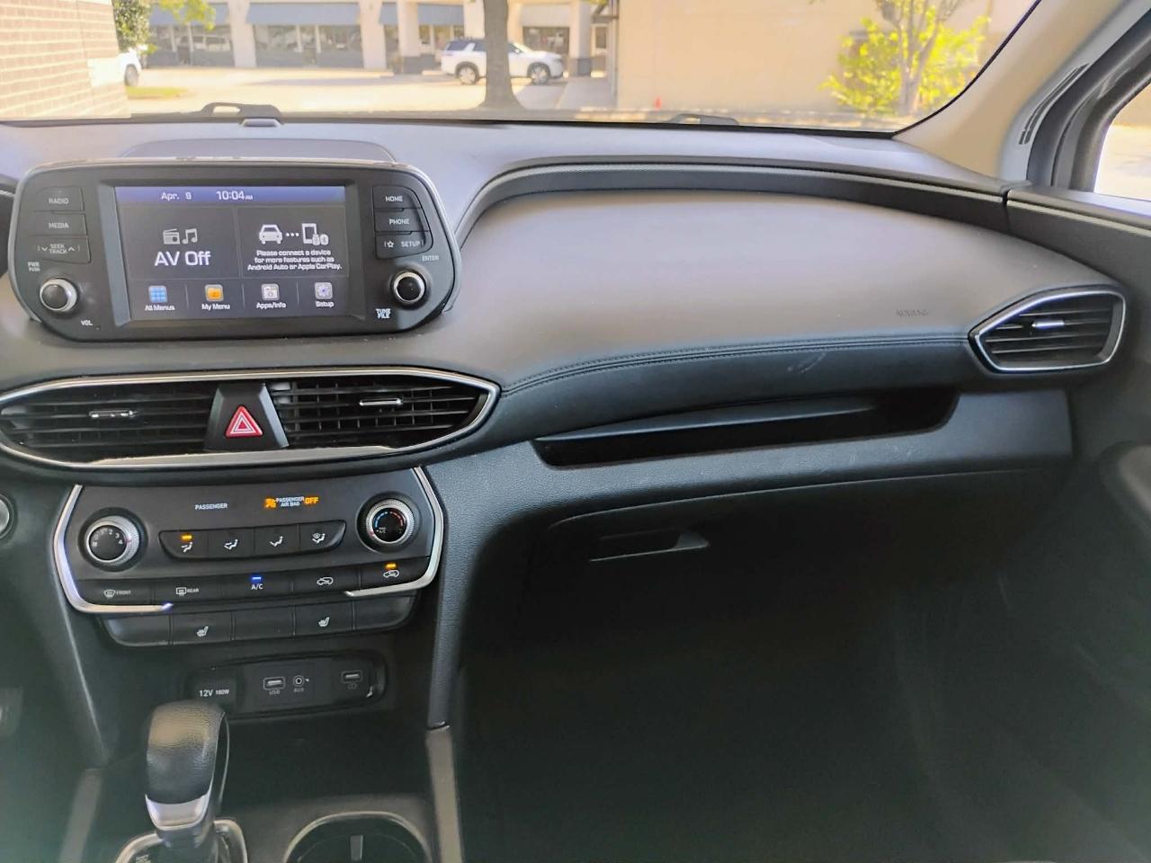 Hyundai Santa Fe SEL 2.4L Auto FWD 2019