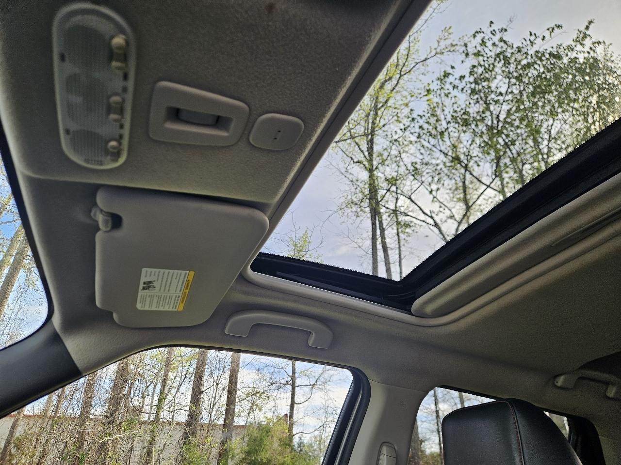 Nissan Juke 5dr Wgn CVT SL FWD 2013