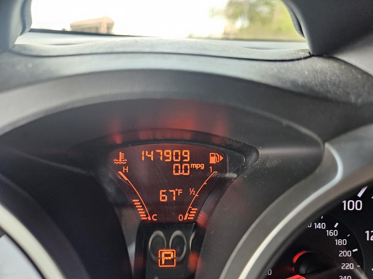 Nissan Juke 5dr Wgn CVT SL FWD 2013