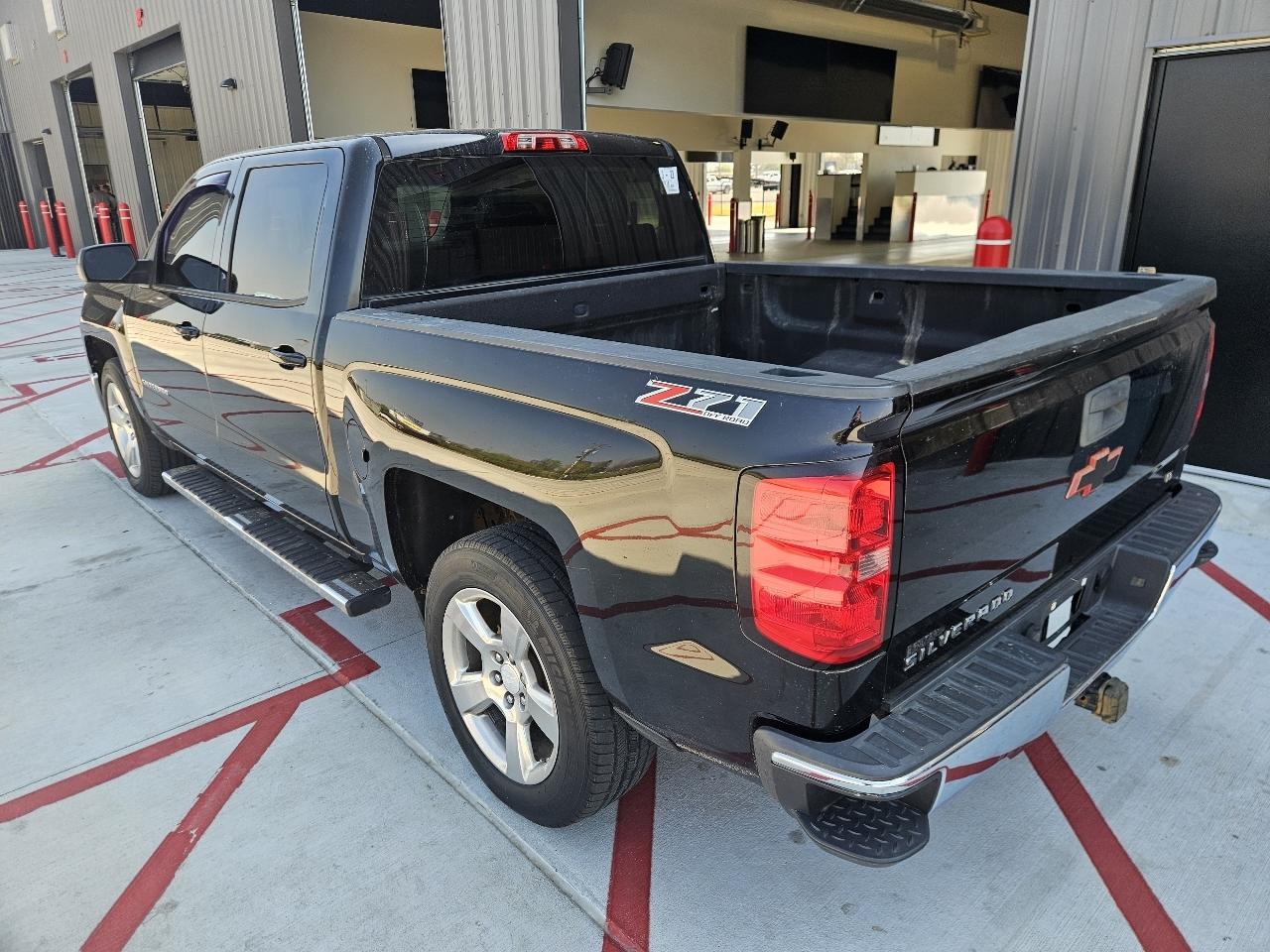 Chevrolet Silverado 1500 4WD Crew Cab 143.5" LT w/1LT 2014