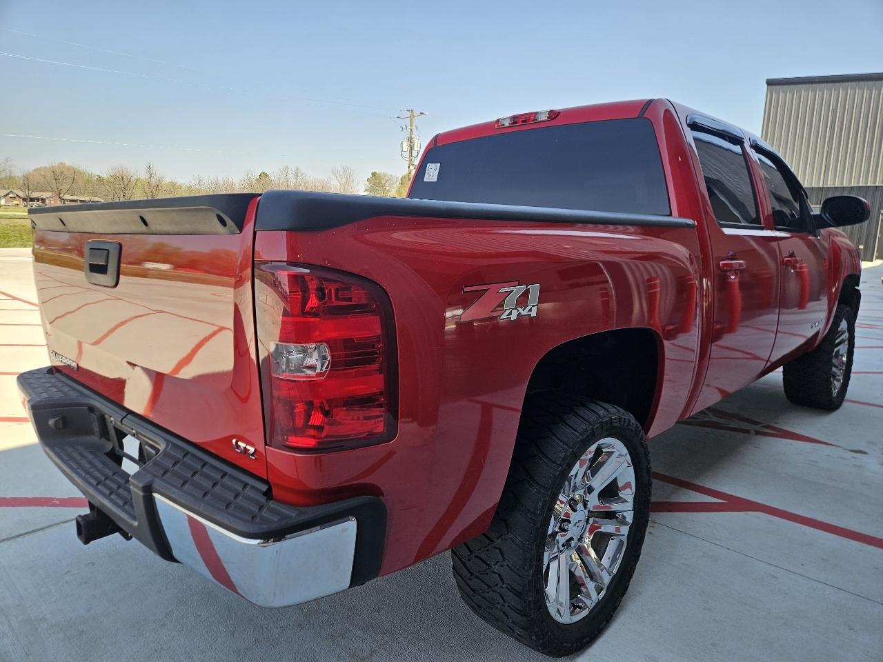 Chevrolet Silverado 1500 4WD Crew Cab 143.5" LTZ 2010