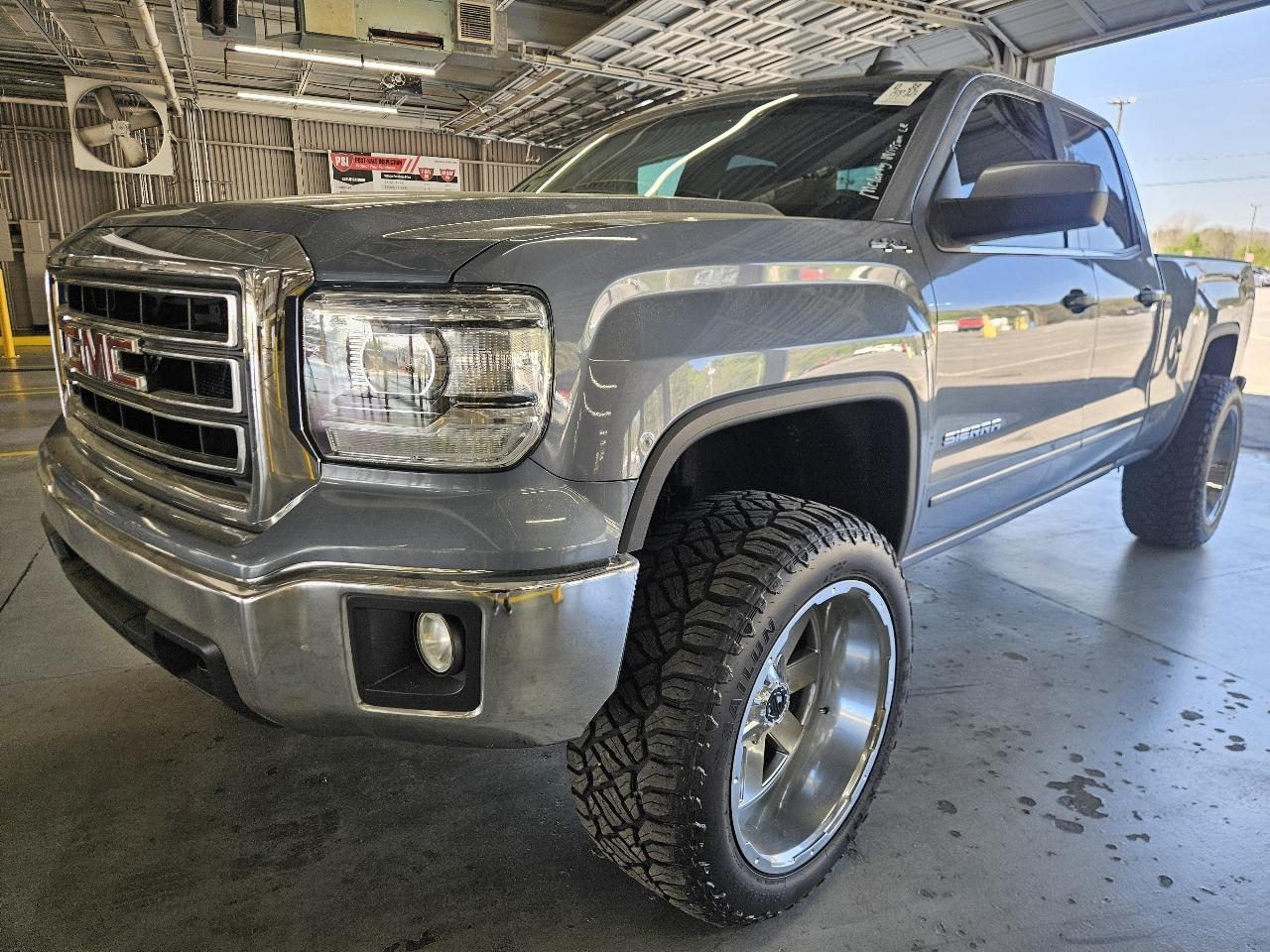 GMC Sierra 1500 4WD Double Cab 143.5" SLE 2015