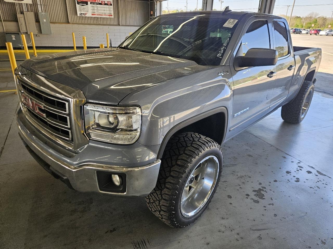 GMC Sierra 1500 4WD Double Cab 143.5" SLE 2015
