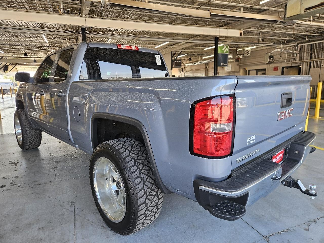 GMC Sierra 1500 4WD Double Cab 143.5" SLE 2015