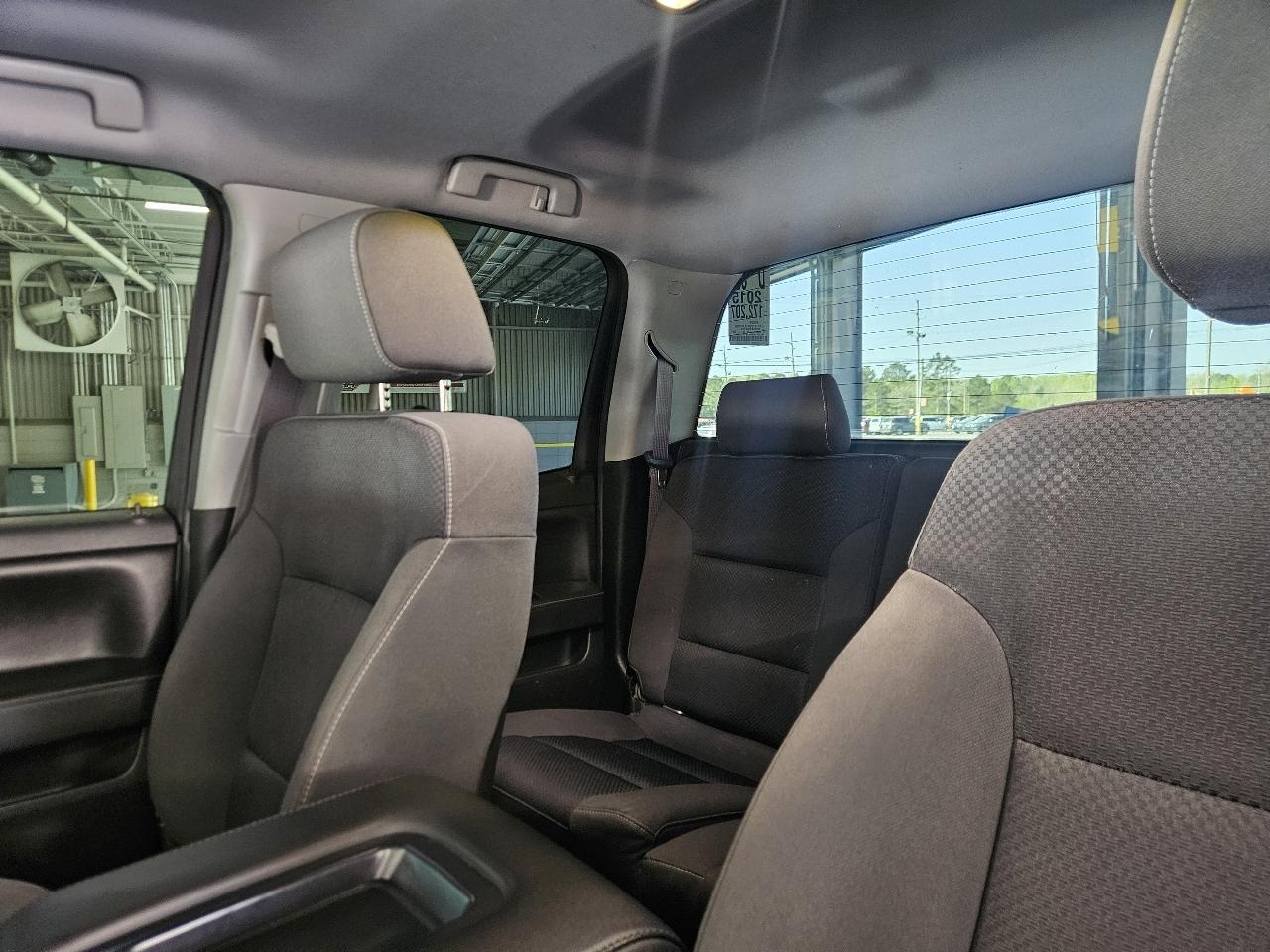 GMC Sierra 1500 4WD Double Cab 143.5" SLE 2015