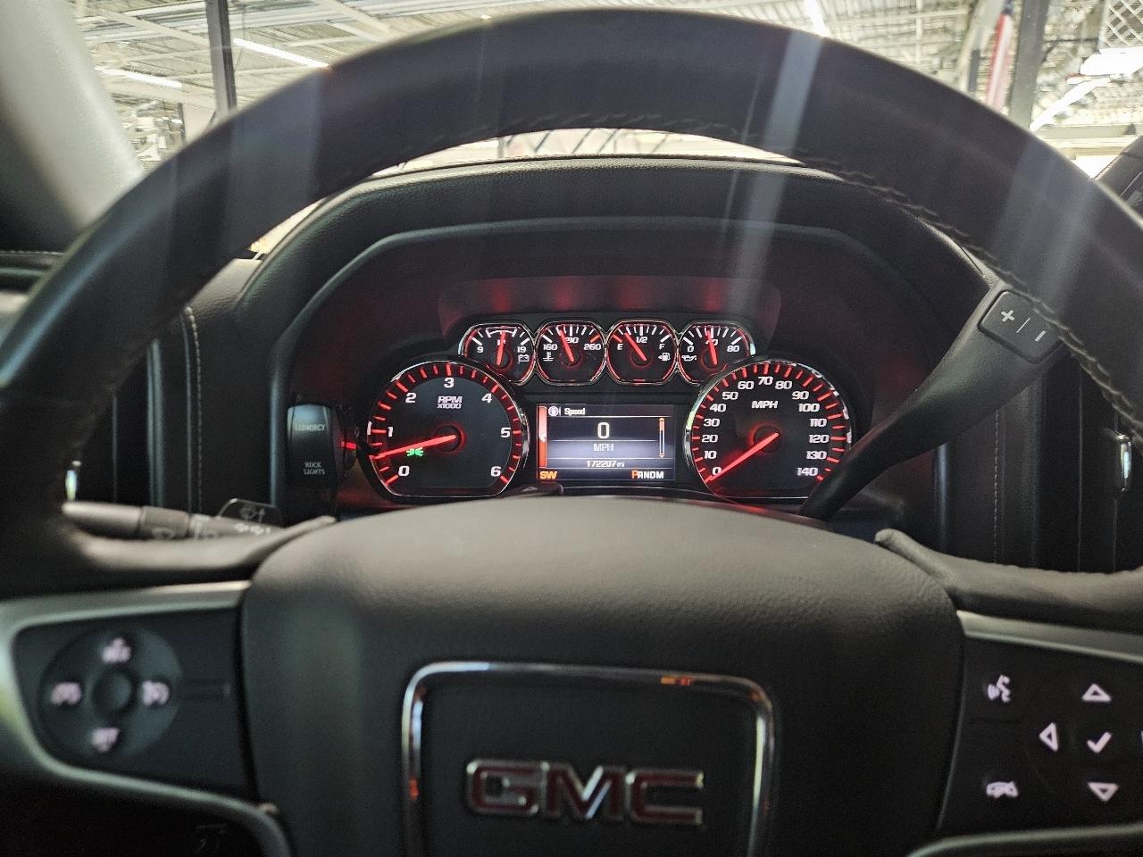 GMC Sierra 1500 4WD Double Cab 143.5" SLE 2015