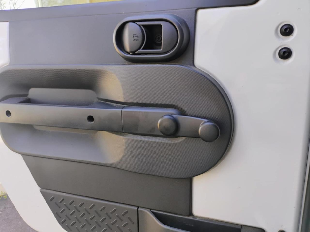 Jeep Wrangler 4WD 2dr Sport 2010