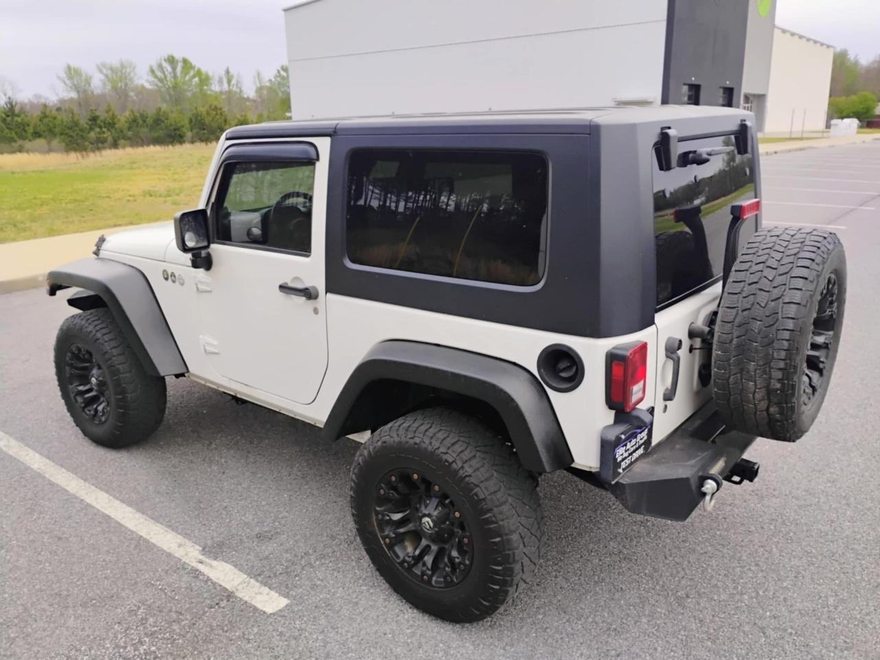 Jeep Wrangler 4WD 2dr Sport 2010