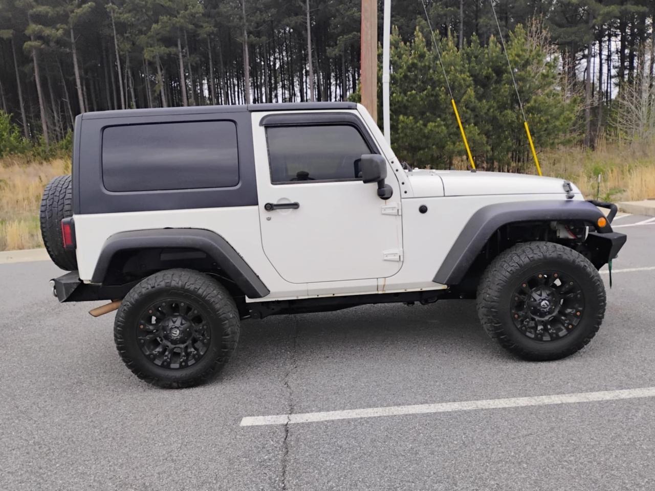 Jeep Wrangler 4WD 2dr Sport 2010