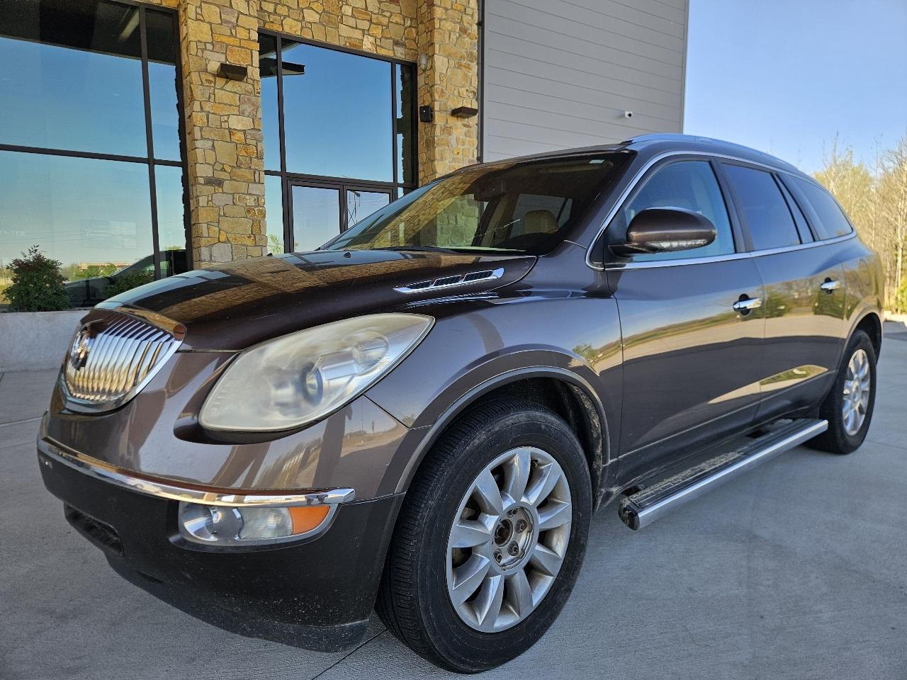 Buick Enclave FWD 4dr Leather 2012