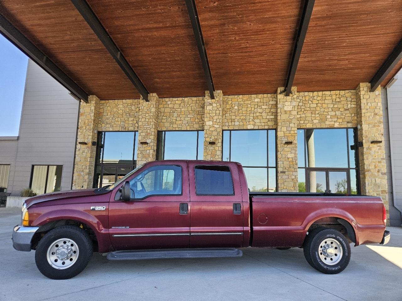 Ford Super Duty F-350 SRW Crew Cab 156" Lariat 2000