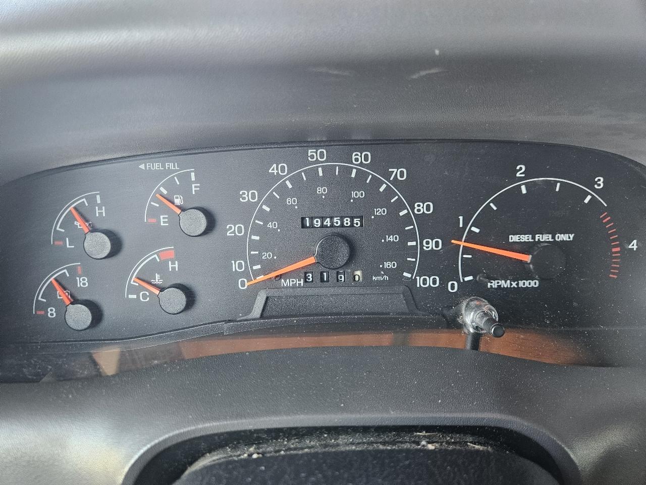 Ford Super Duty F-350 SRW Crew Cab 156" Lariat 2000