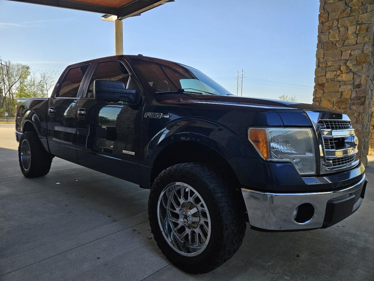 Ford F-150 SuperCrew 139" XLT 2013