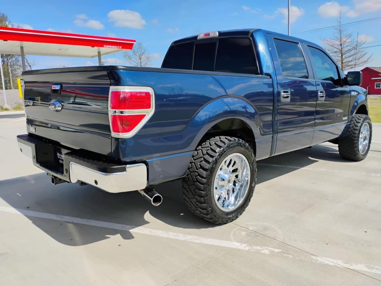 Ford F-150 SuperCrew 139" XLT 2013