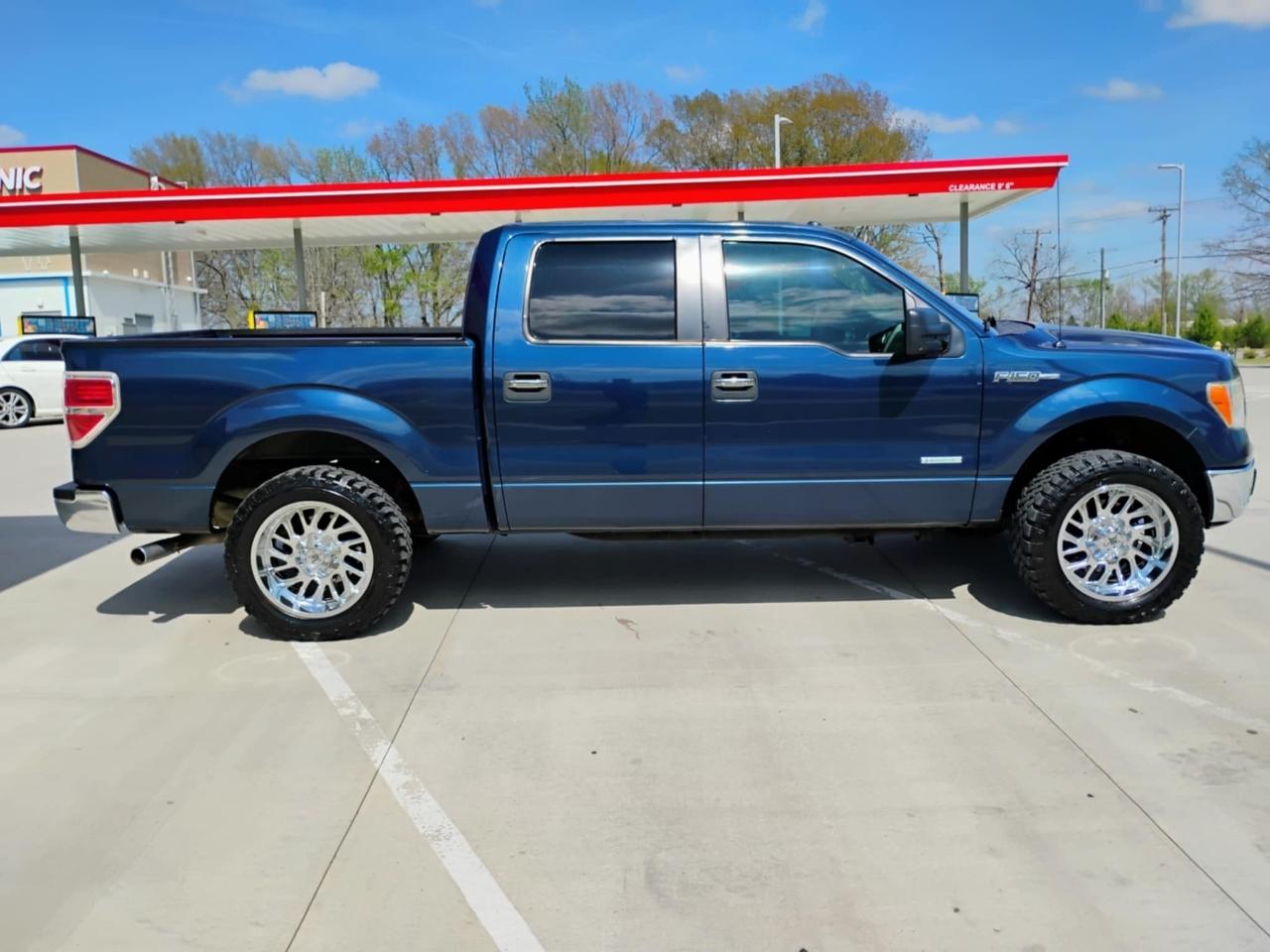 Ford F-150 SuperCrew 139" XLT 2013