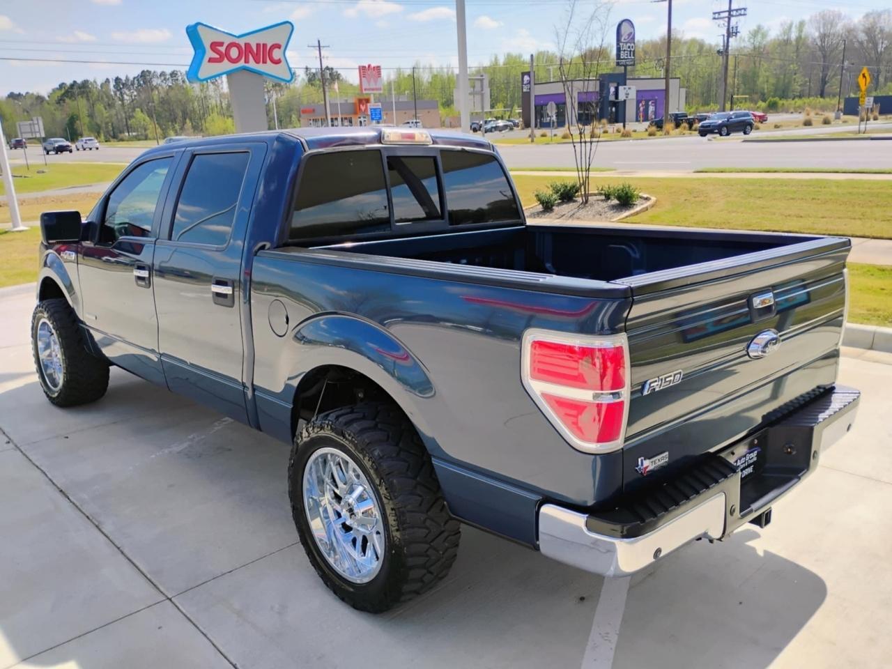 Ford F-150 SuperCrew 139" XLT 2013