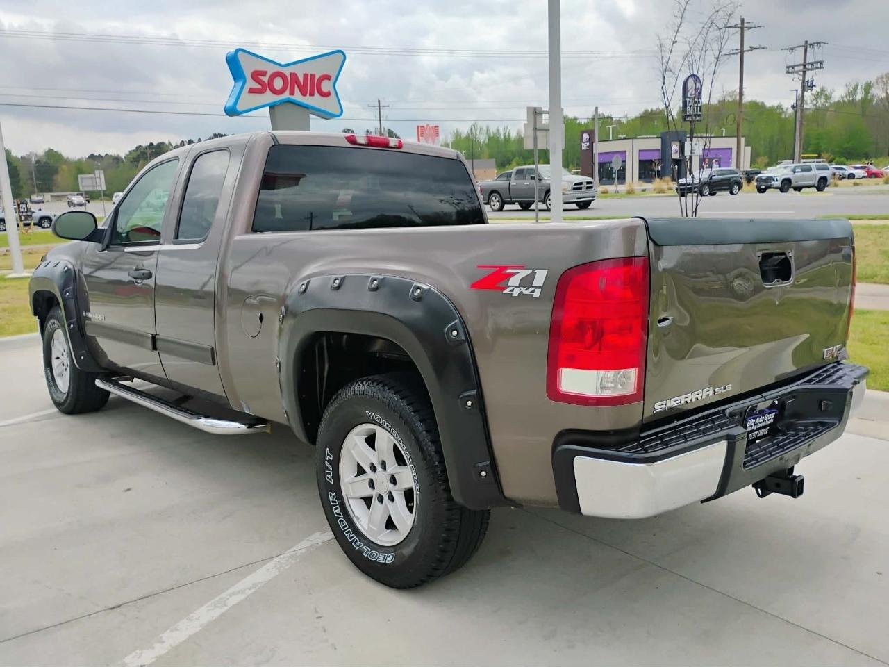 GMC Sierra 1500 4WD Ext Cab 143.5" SLE1 2007