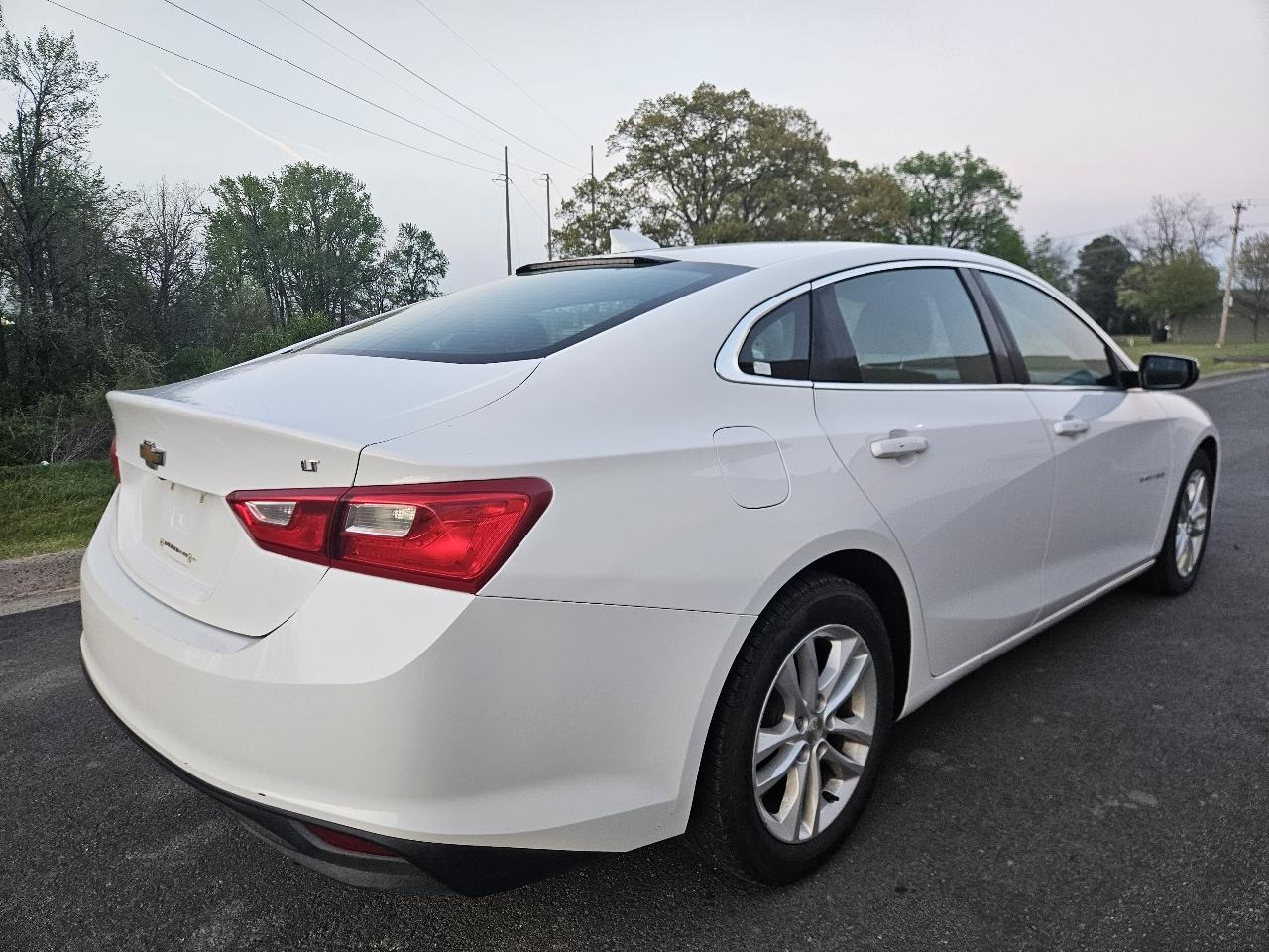 Chevrolet Malibu 4dr Sdn LT w/1LT 2016