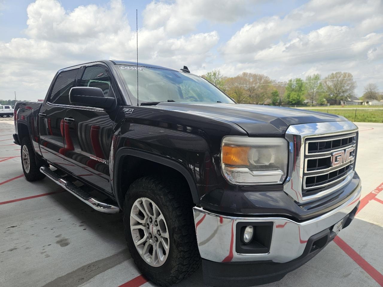 GMC Sierra 1500 4WD Crew Cab 143.5" SLE 2015
