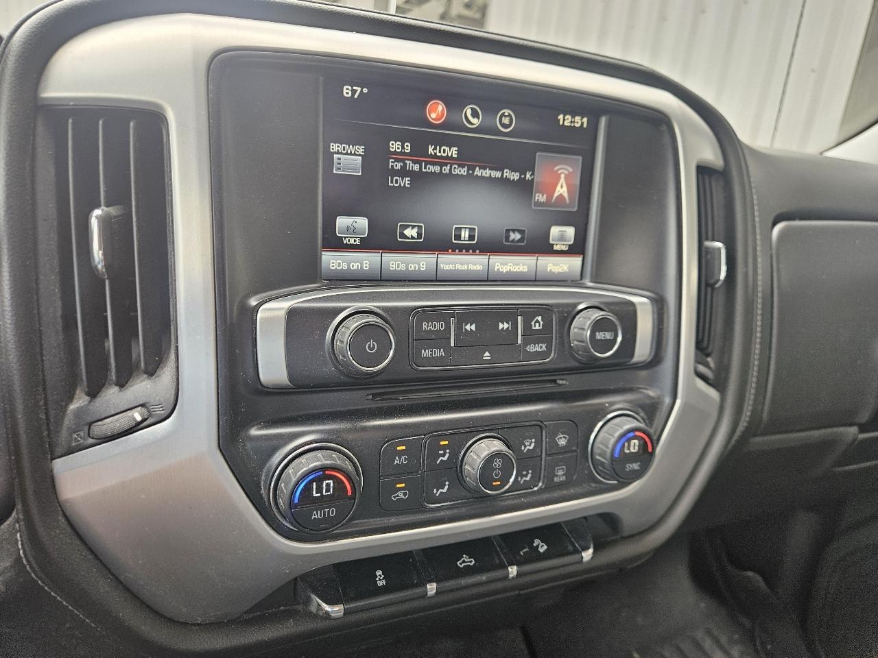 GMC Sierra 1500 4WD Crew Cab 143.5" SLE 2015