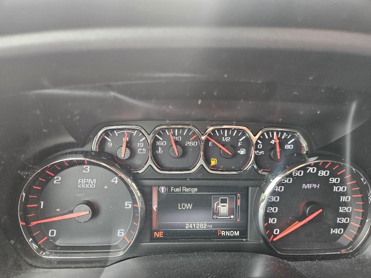 GMC Sierra 1500 4WD Crew Cab 143.5" SLE 2015