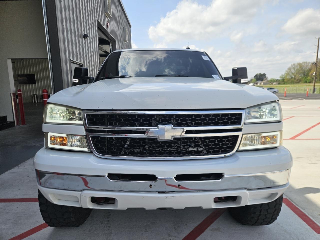 Chevrolet Silverado 1500 Crew Cab 143.5" WB 4WD LT1 2006