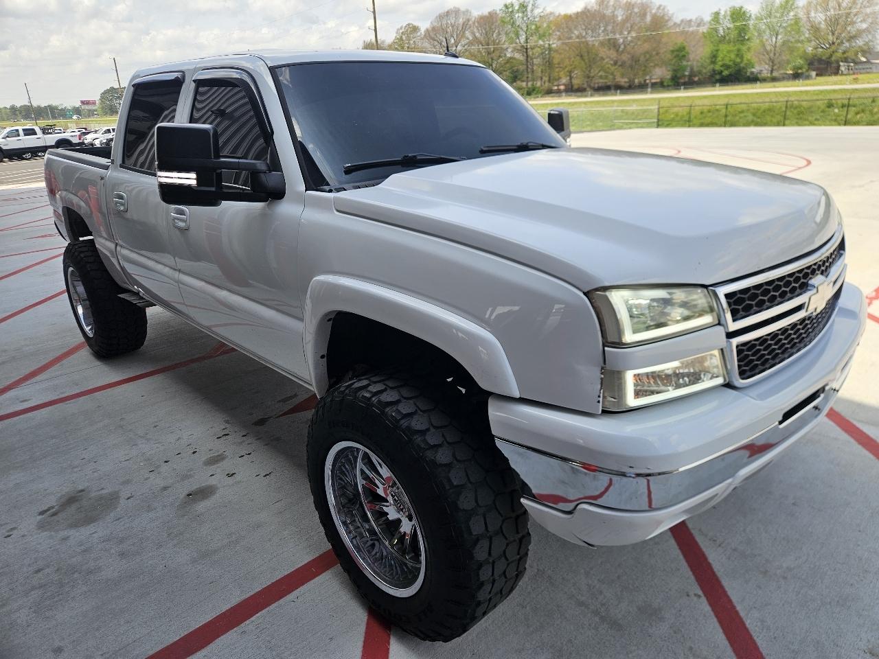 Chevrolet Silverado 1500 Crew Cab 143.5" WB 4WD LT1 2006