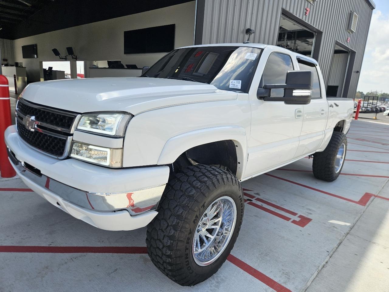 Chevrolet Silverado 1500 Crew Cab 143.5" WB 4WD LT1 2006