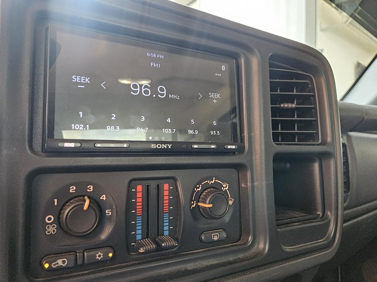 Chevrolet Silverado 1500 Crew Cab 143.5" WB 4WD LT1 2006