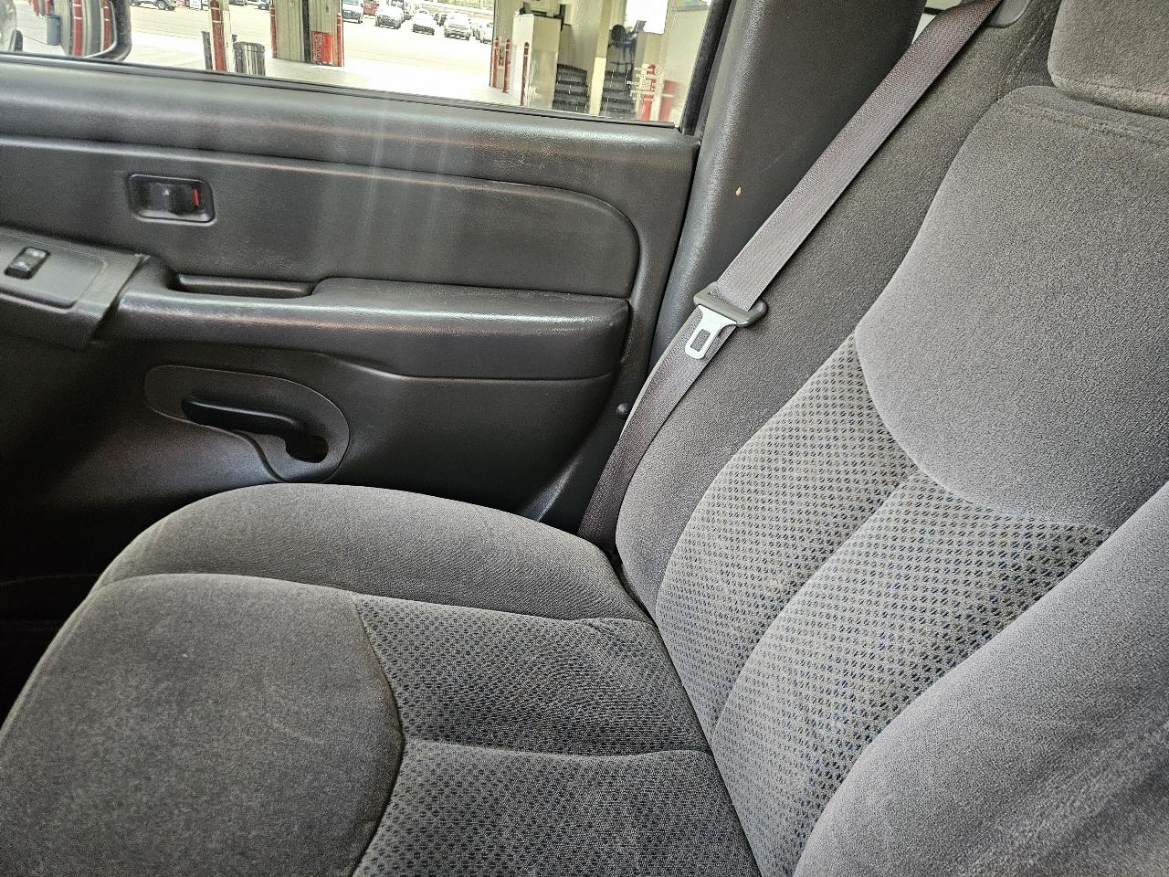 Chevrolet Silverado 1500 Crew Cab 143.5" WB 4WD LT1 2006