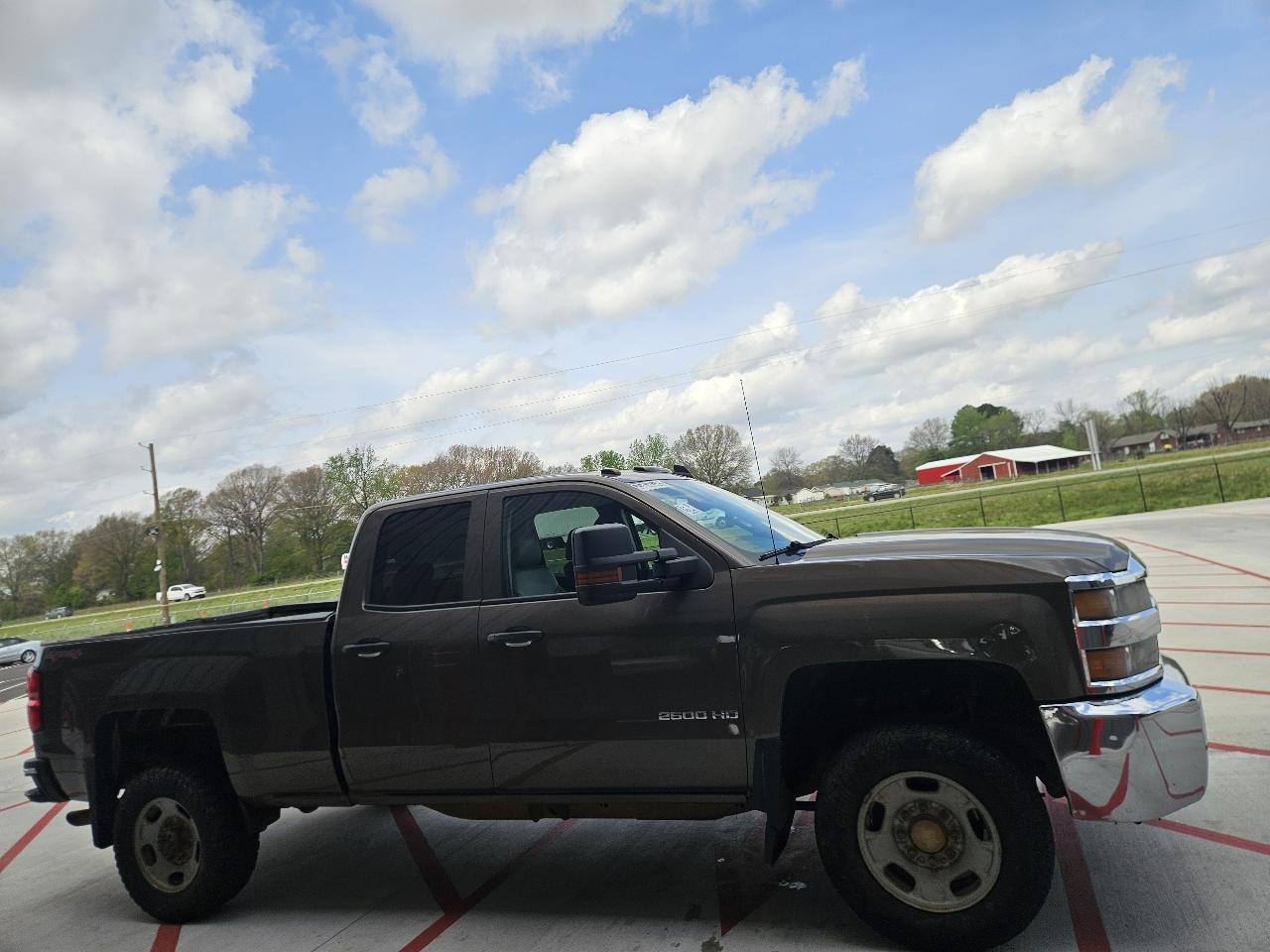 Chevrolet Silverado 2500HD Built After Aug 14 4WD Double Cab 144.2" Work Truck 2015