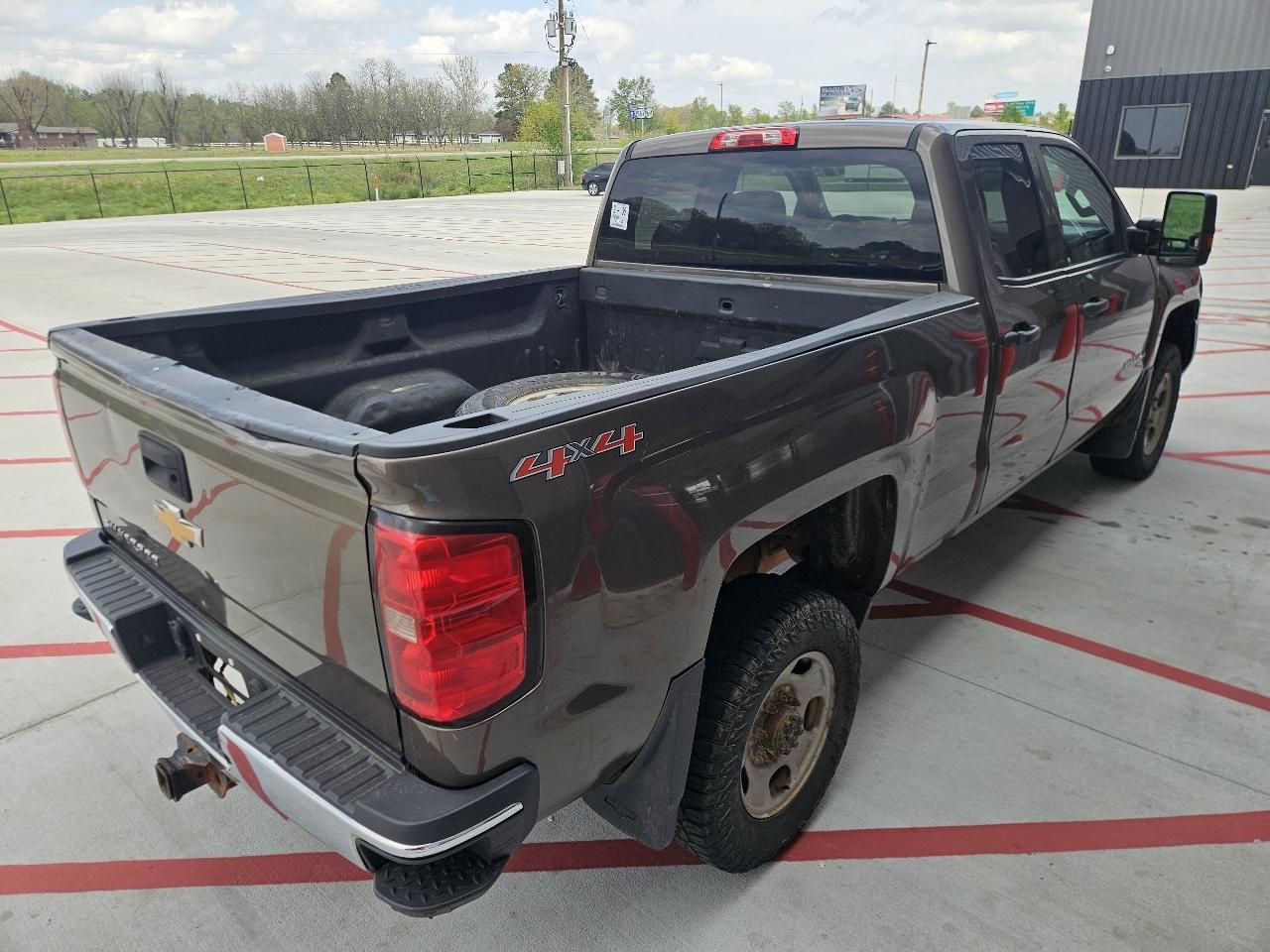 Chevrolet Silverado 2500HD Built After Aug 14 4WD Double Cab 144.2" Work Truck 2015