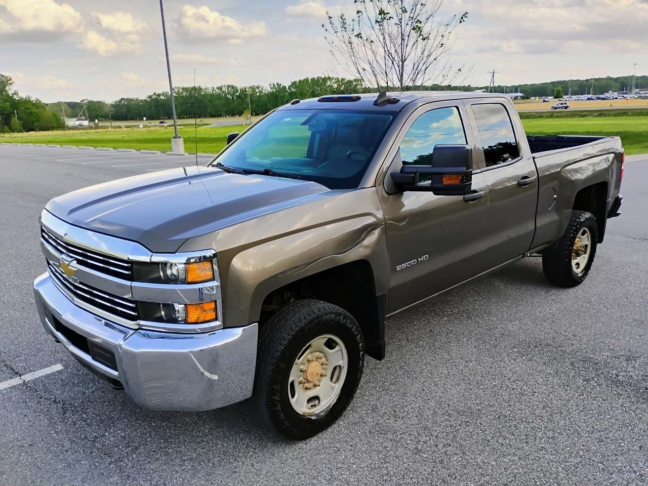 Chevrolet Silverado 2500HD Built After Aug 14 4WD Double Cab 144.2" Work Truck 2015