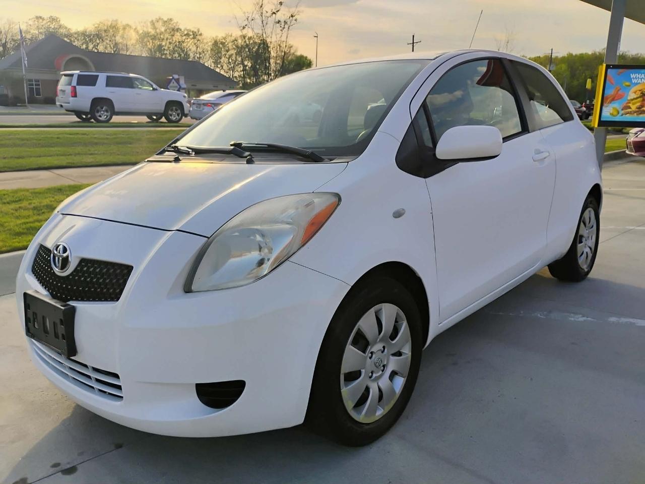 Toyota Yaris 3dr HB Man (Natl) 2008