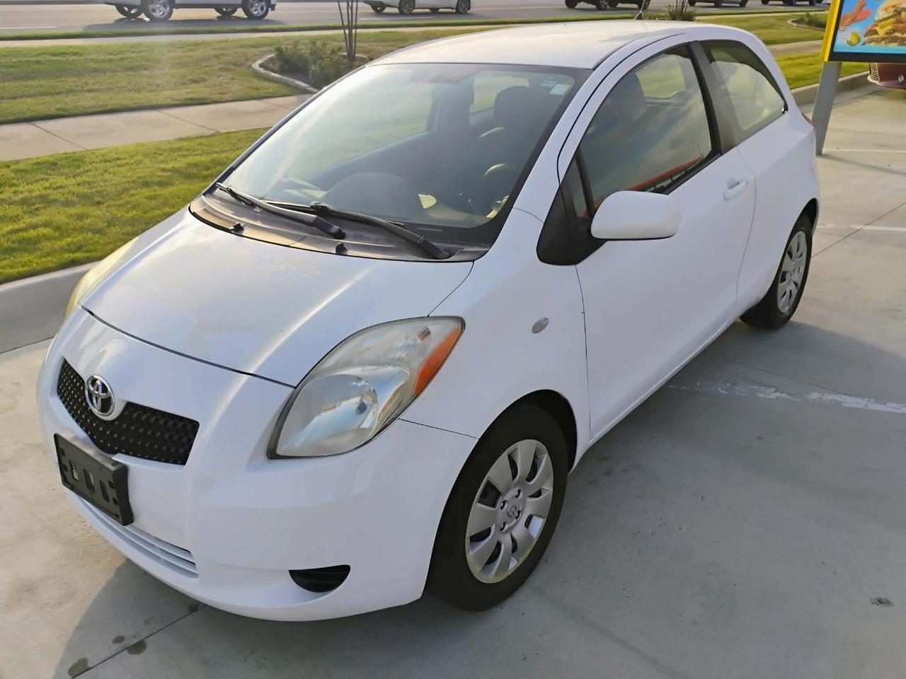 Toyota Yaris 3dr HB Man (Natl) 2008