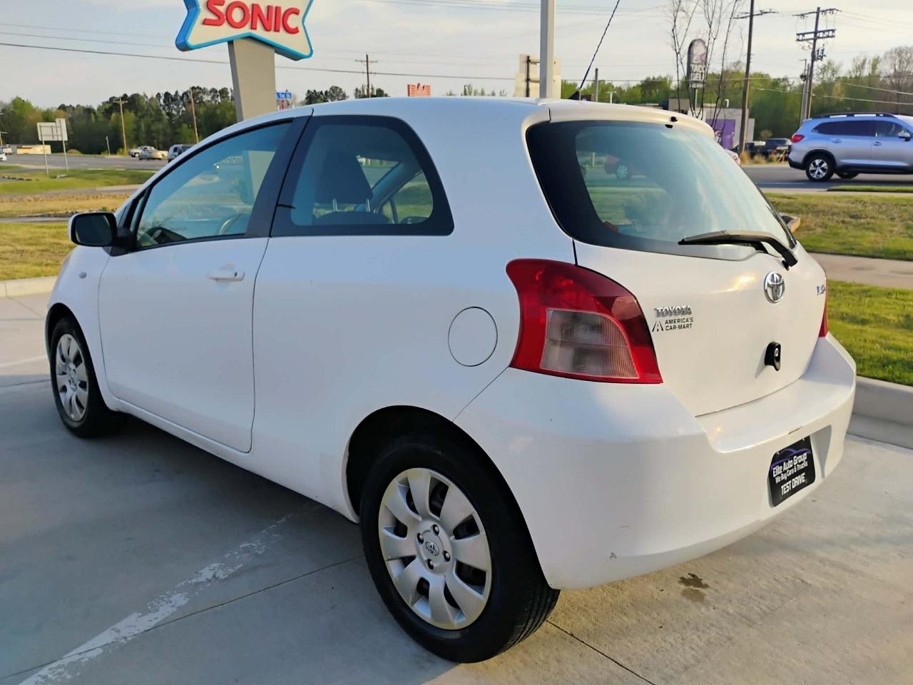 Toyota Yaris 3dr HB Man (Natl) 2008