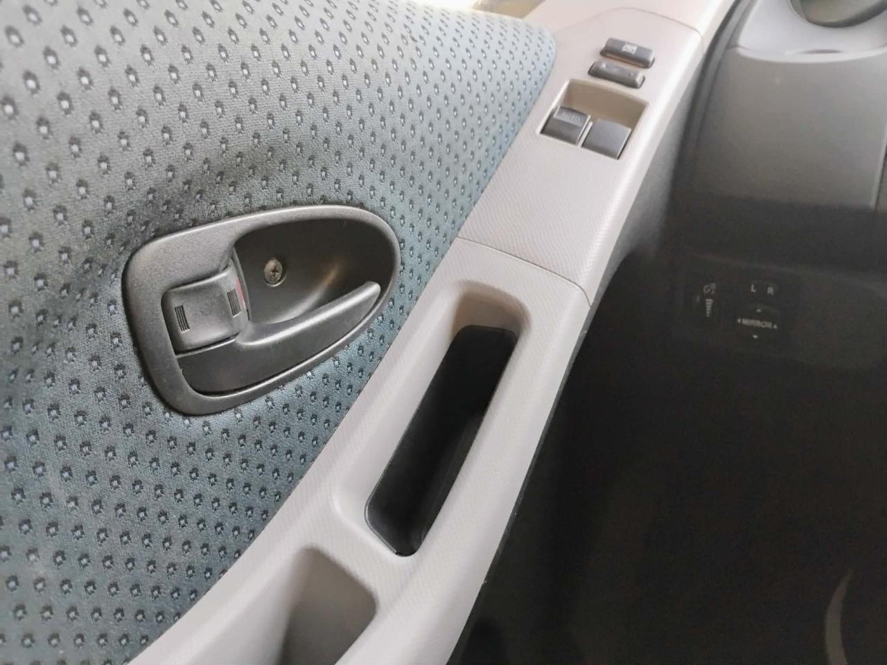 Toyota Yaris 3dr HB Man (Natl) 2008