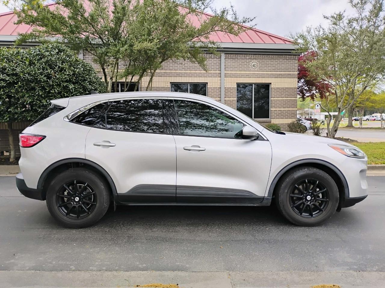 Ford Escape SE FWD 2020