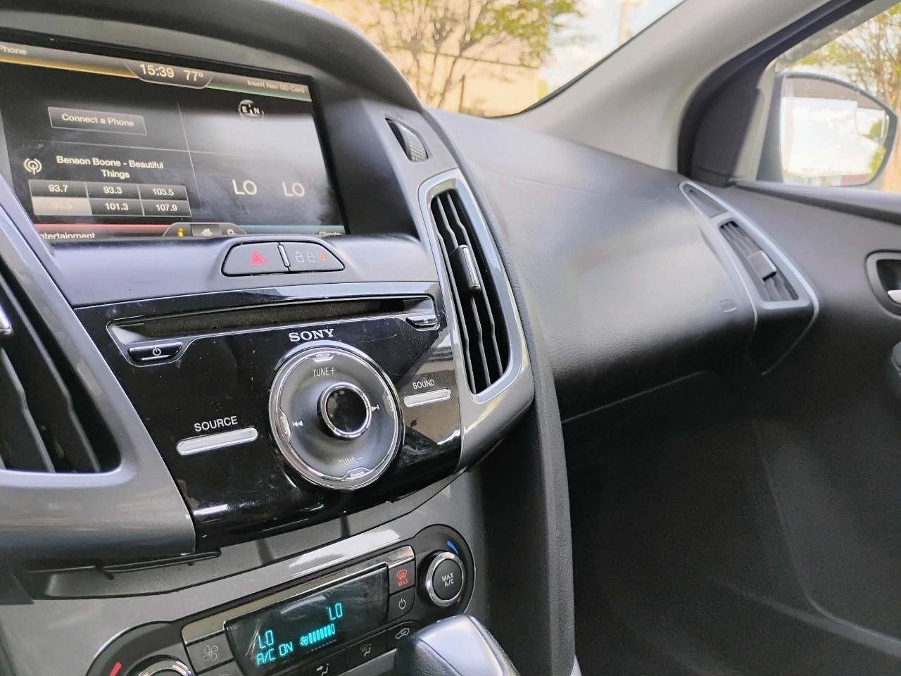 Ford Focus 5dr HB Titanium 2014