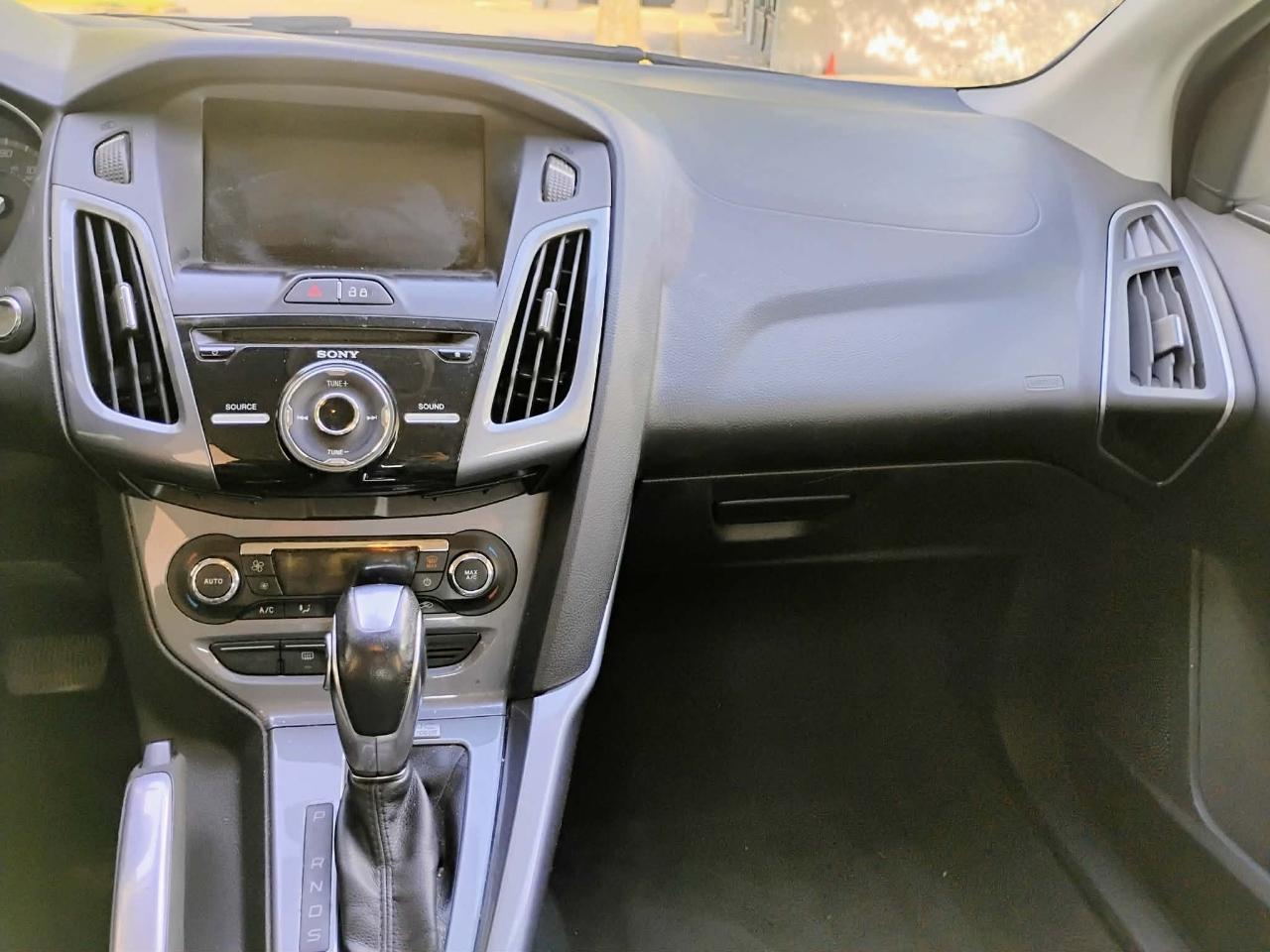 Ford Focus 5dr HB Titanium 2014