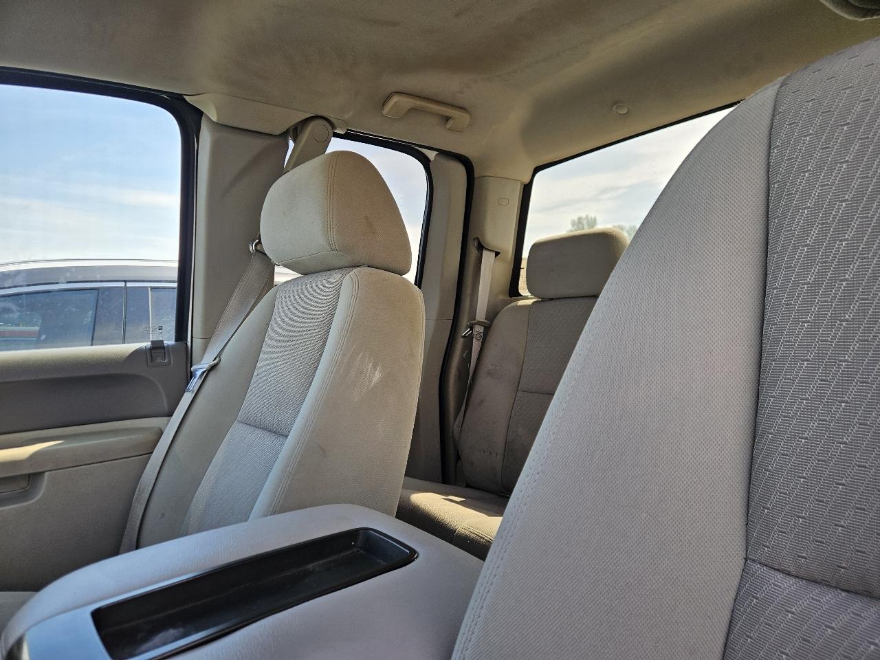 GMC Sierra 2500HD 4WD Ext Cab 144.2" SLE 2011