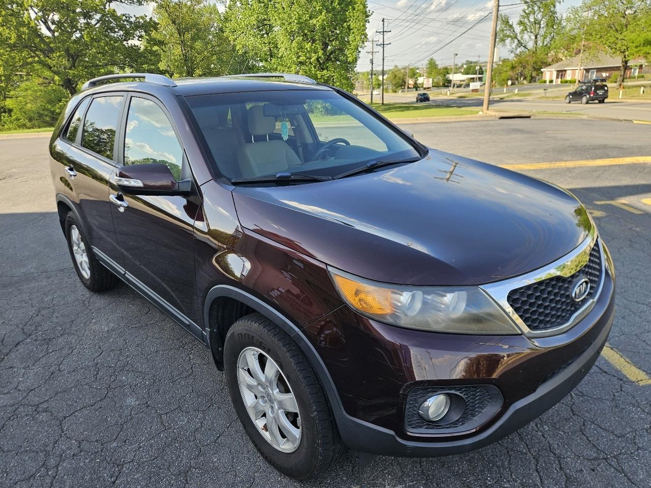 Kia Sorento 2WD 4dr I4 LX 2011