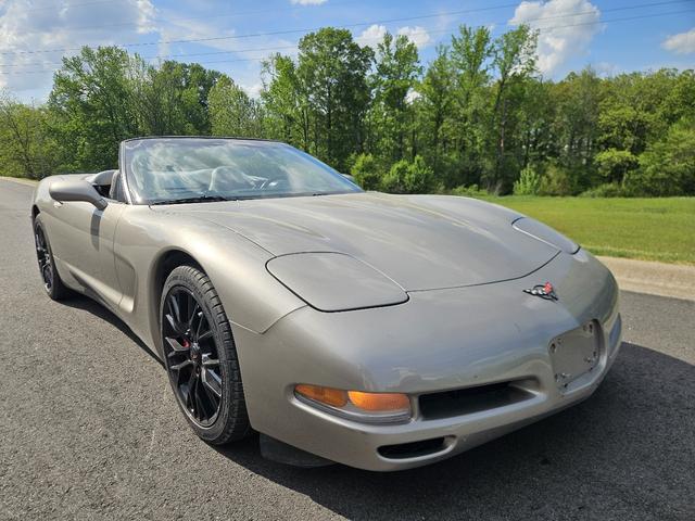 Gray 2001 Chevrolet Corvette Convertible RWD Convertible Rear-Wheel Drive Automatic