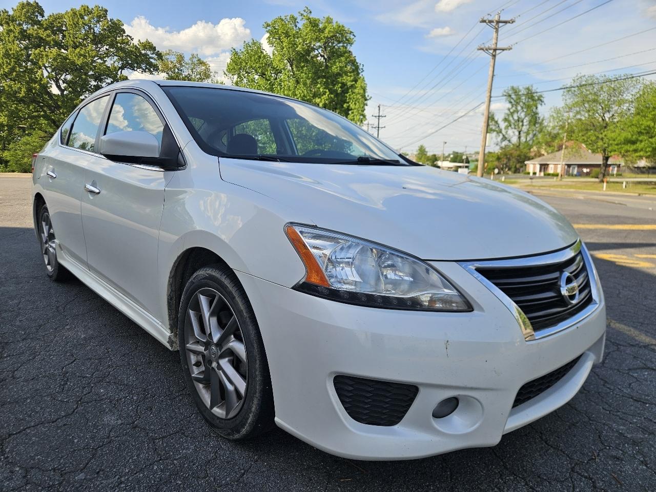 Nissan Sentra 4dr Sdn I4 CVT SR 2013