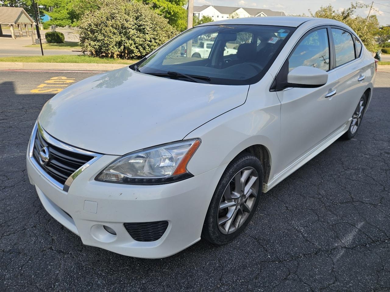 Nissan Sentra 4dr Sdn I4 CVT SR 2013