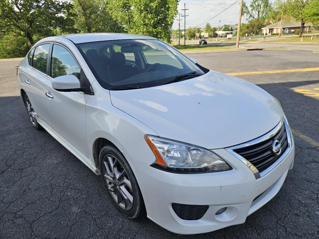 Nissan Sentra 4dr Sdn I4 CVT SR 2013