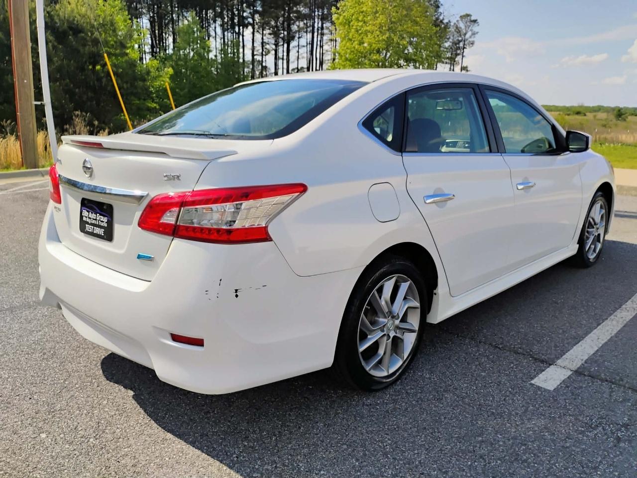 Nissan Sentra 4dr Sdn I4 CVT SR 2013