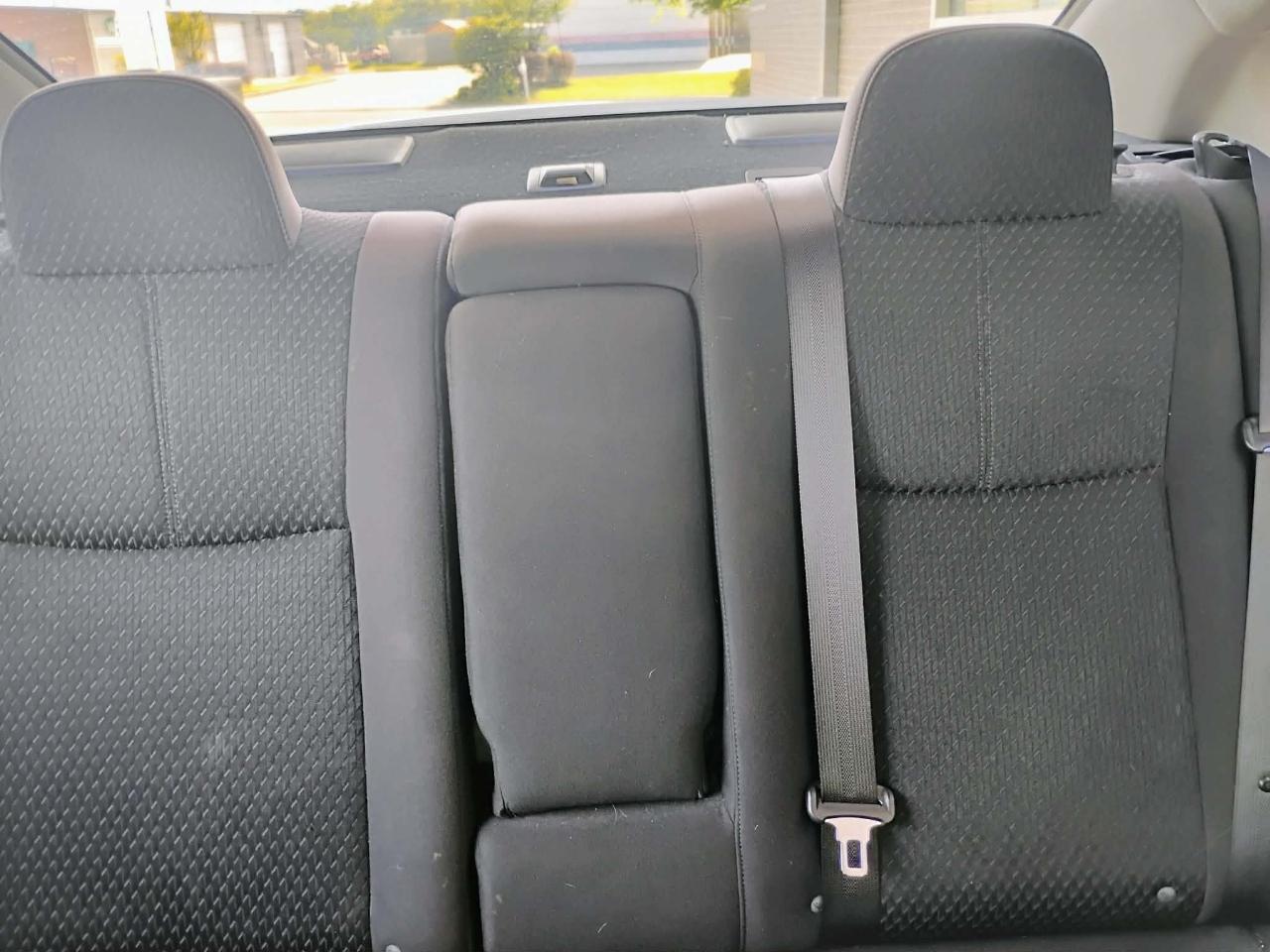 Nissan Sentra 4dr Sdn I4 CVT SR 2013