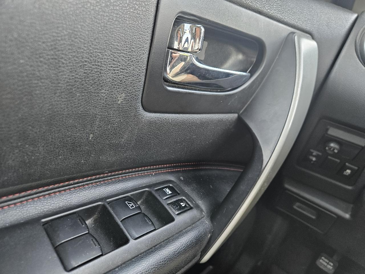 Nissan Rogue FWD 4dr SL 2013